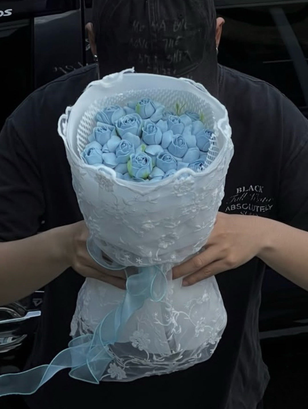 Baby Blue Rose Mini Bouquet – design reference photo