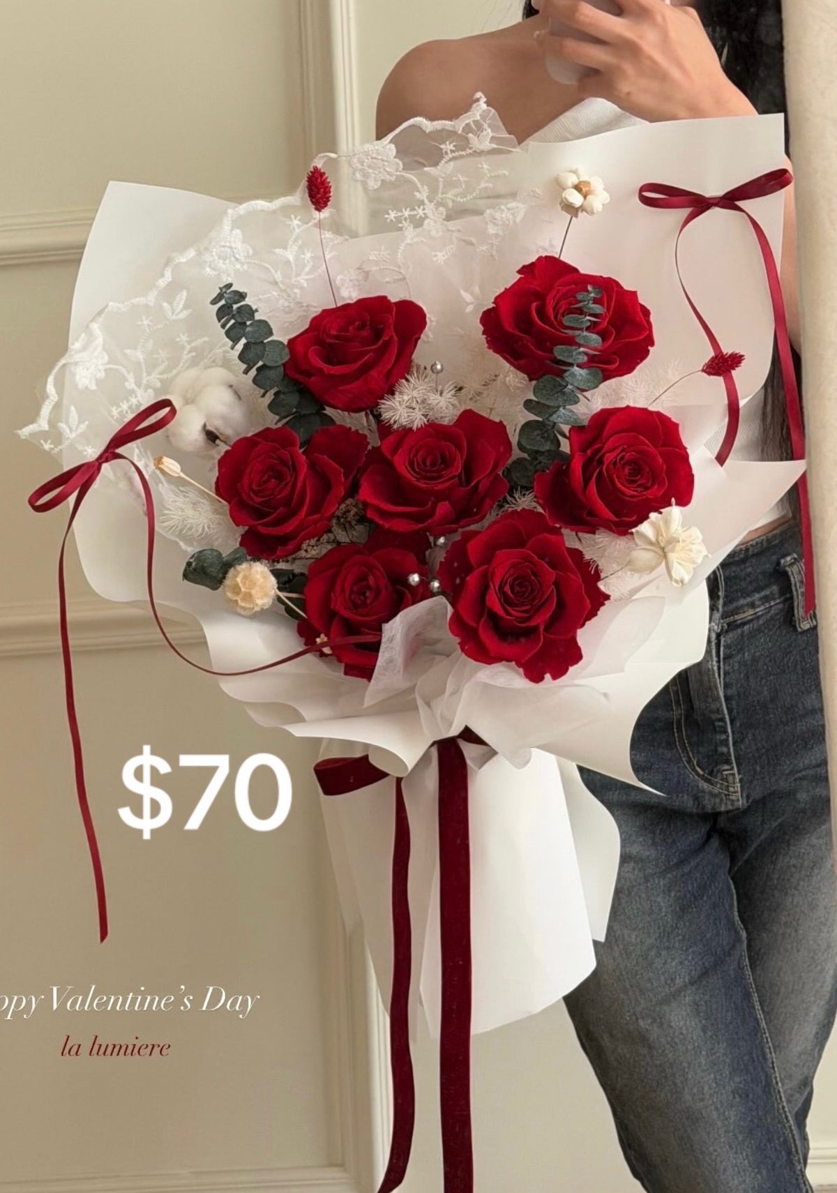 Red Rose Ivory Lace Bouquet – design reference photo