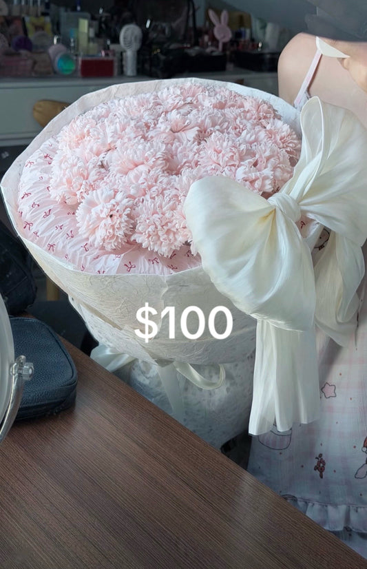 Blush Carnation Grand Bow Bouquet – design reference photo