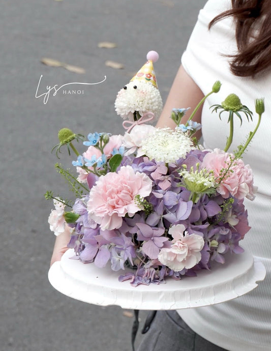 Lilac Cloud Party Flower Cake – design reference photo