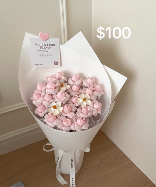 Pink Blossom Daisy Posy – design reference photo