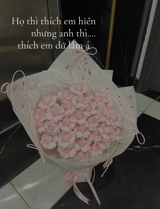 Pink Blossom Heart Lace Bouquet – design reference photo