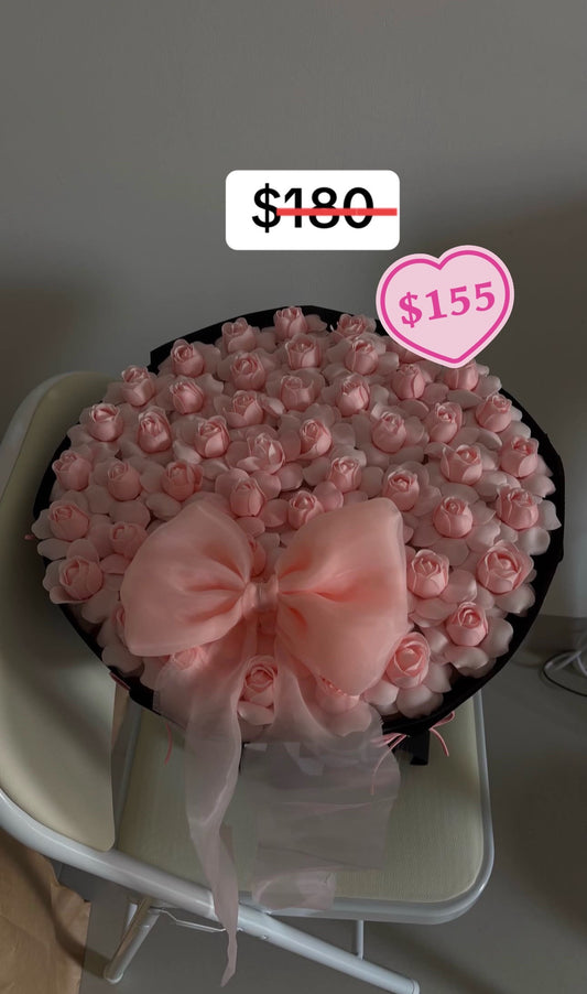 Pink Rosebud Velvet Grande Bouquet – design reference photo
