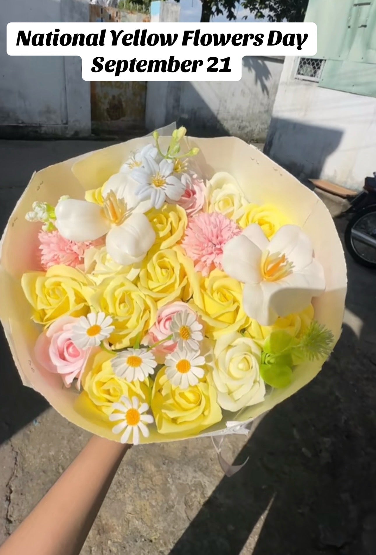 Sunshine Yellow Mixed Flower Bouquet – design reference photo